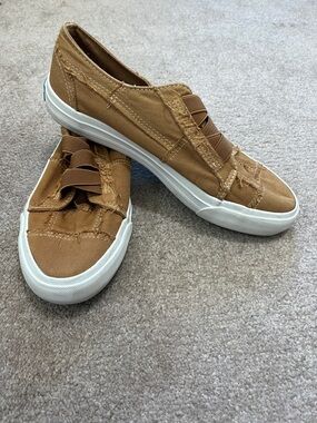 Blowfish Womens Brown Casual Flats Size 7